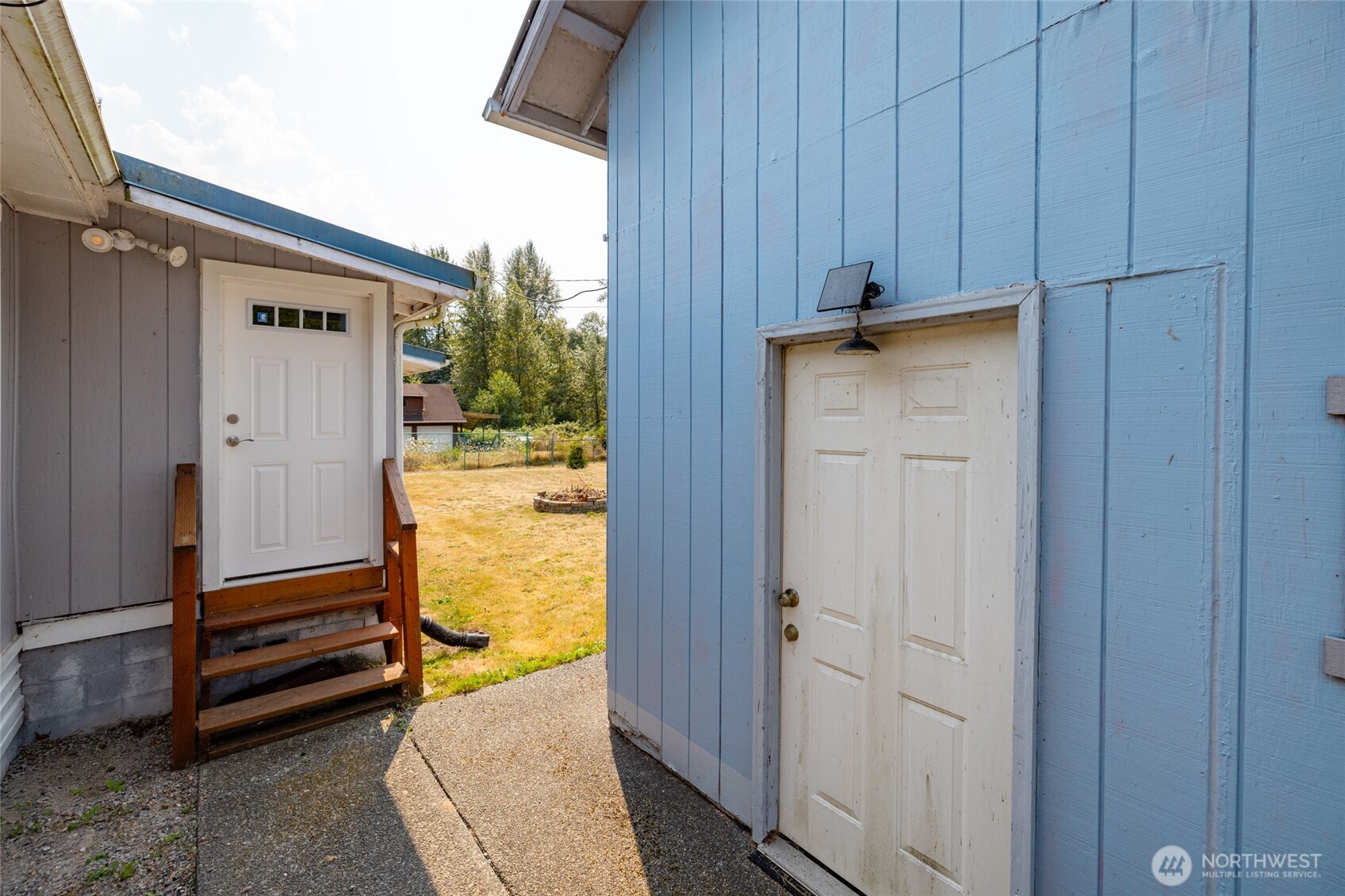 7470 2nd Street Property Photo 10