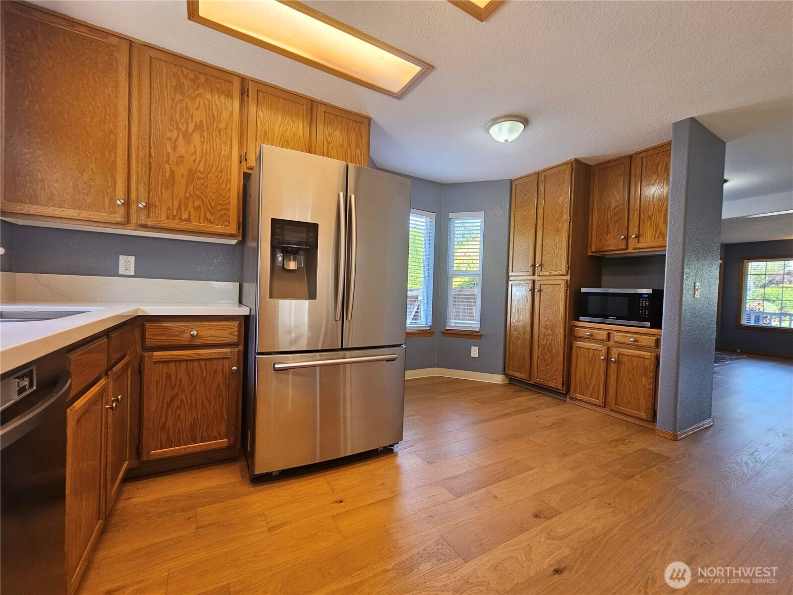20414 2nd Avenue Property Photo 8