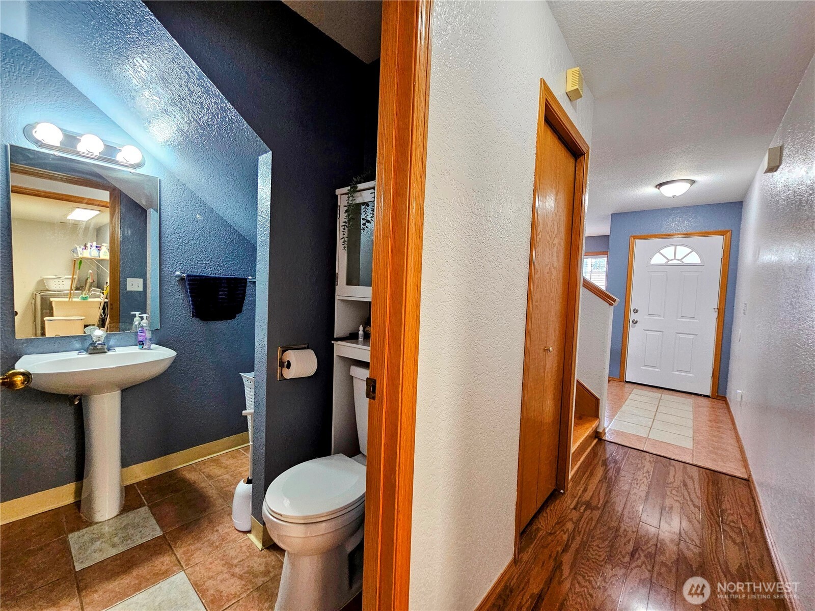 20414 2nd Avenue Property Photo 13