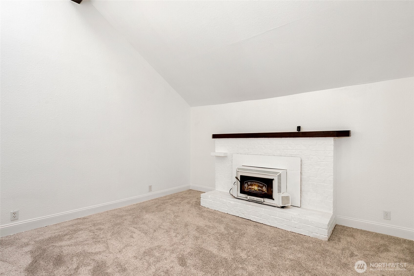 3106 C Street Property Photo 5