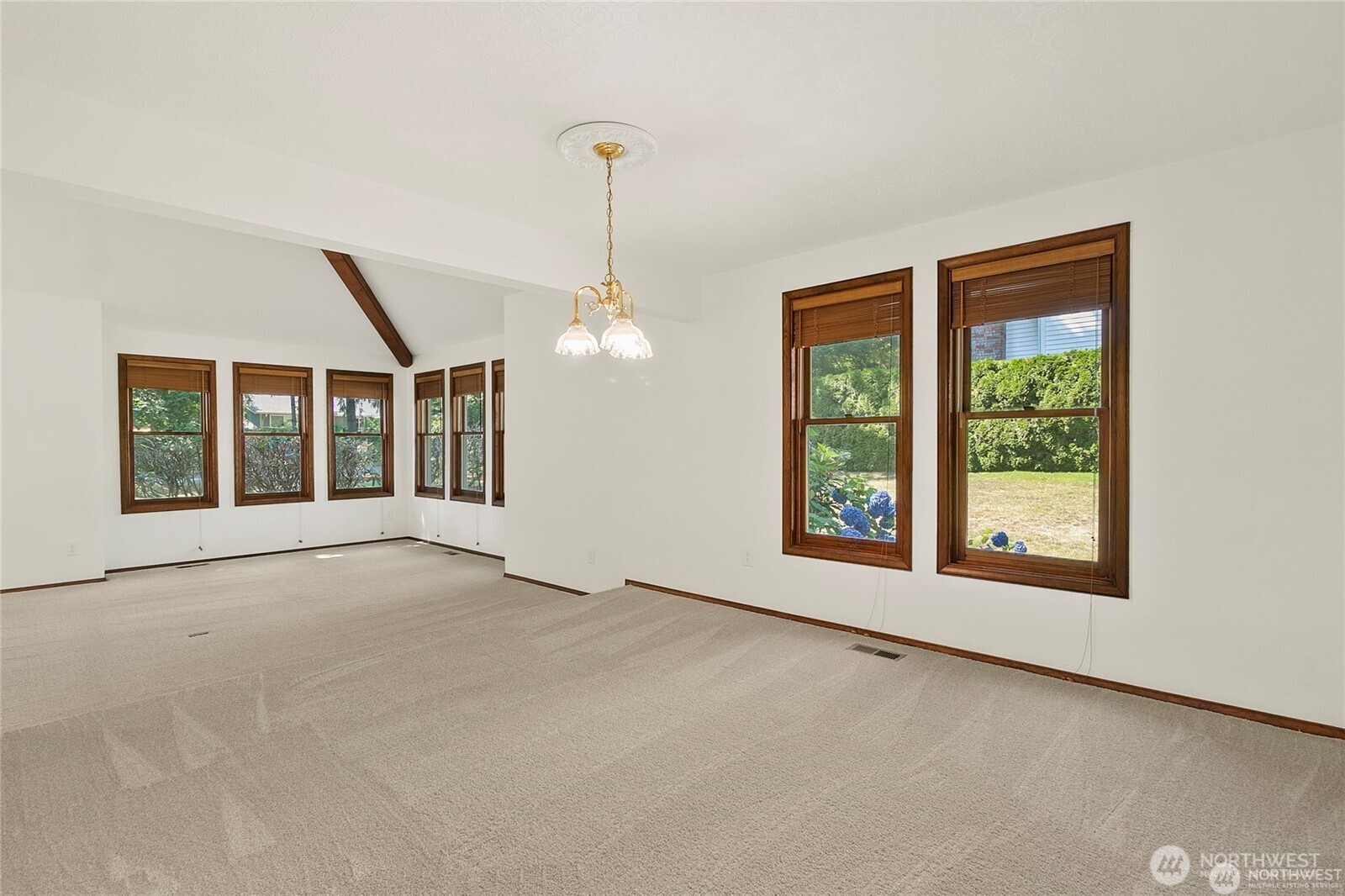 32424 58th Avenue Property Photo 5