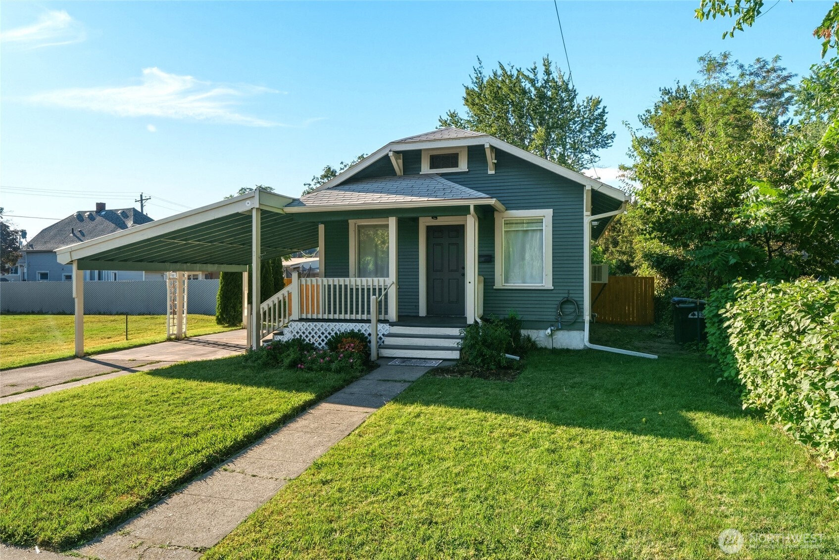 15 Whitman Street Property Photo 2