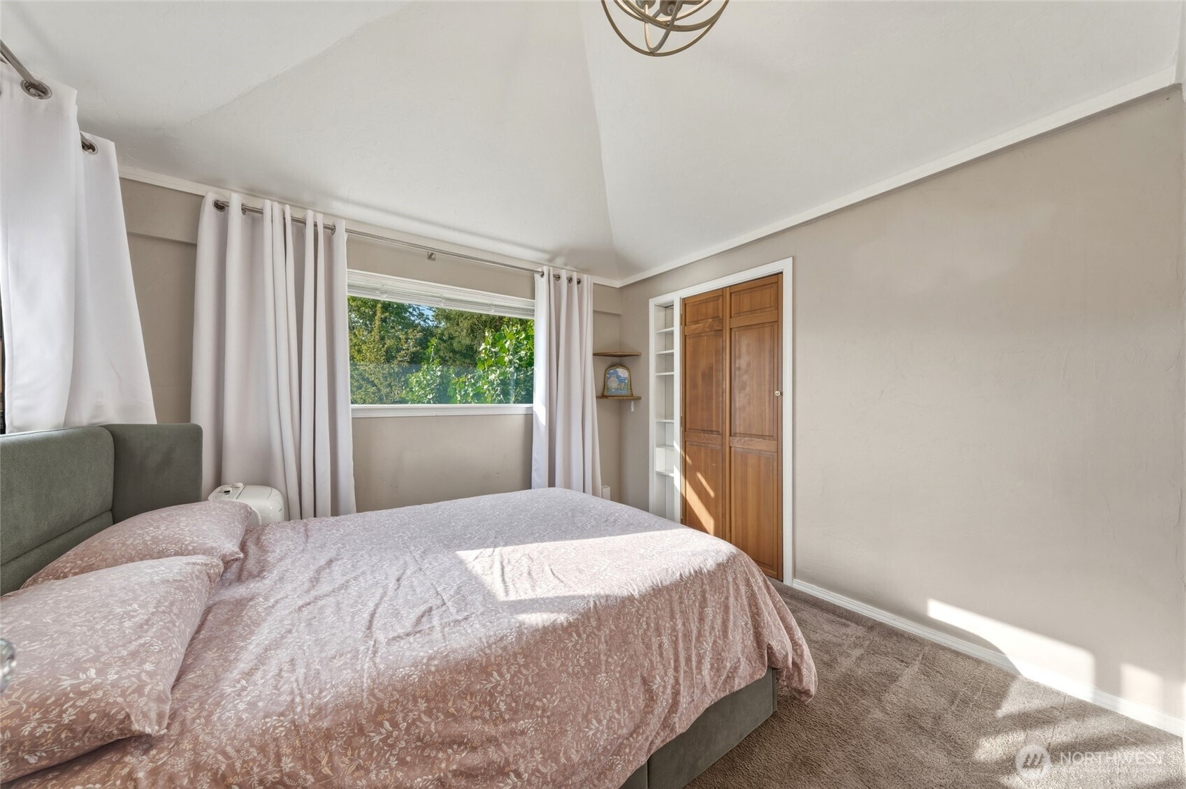 15 Whitman Street Property Photo 17