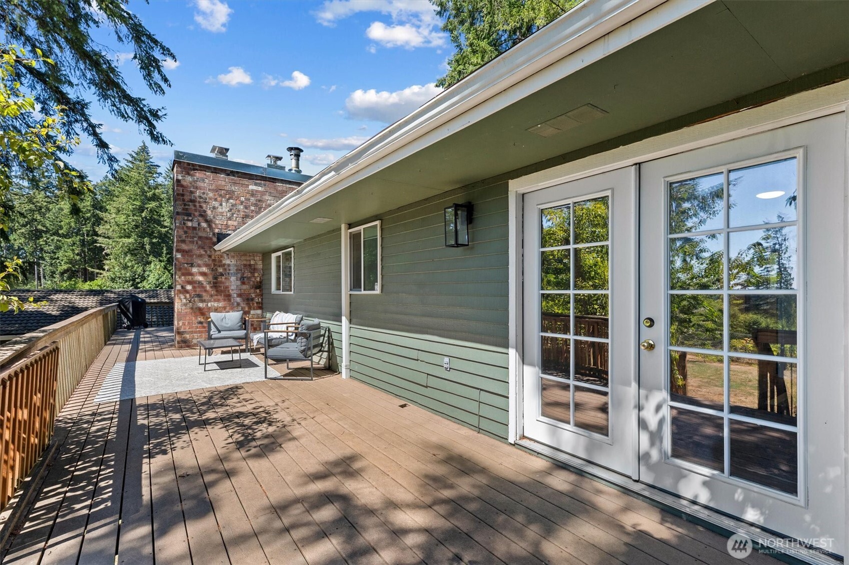 131 E Channel Drive Property Photo 4