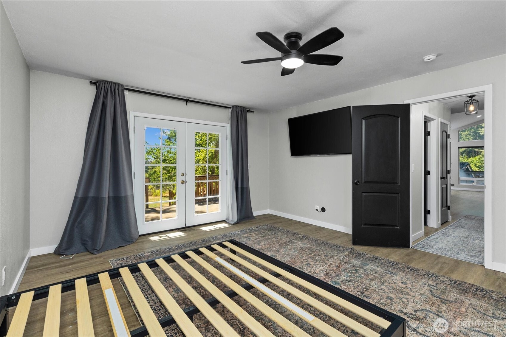 131 E Channel Drive Property Photo 23