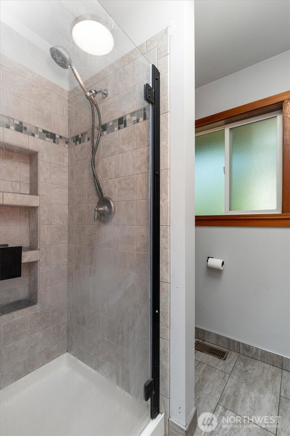 131 E Channel Drive Property Photo 25