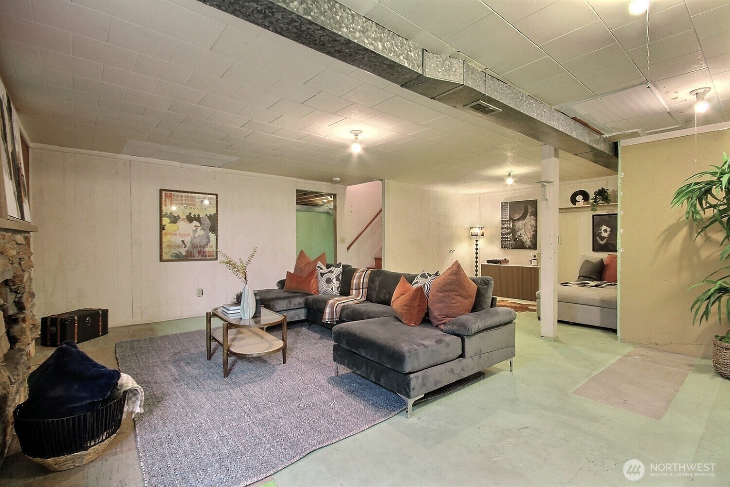 326 Renton Avenue Property Photo 23