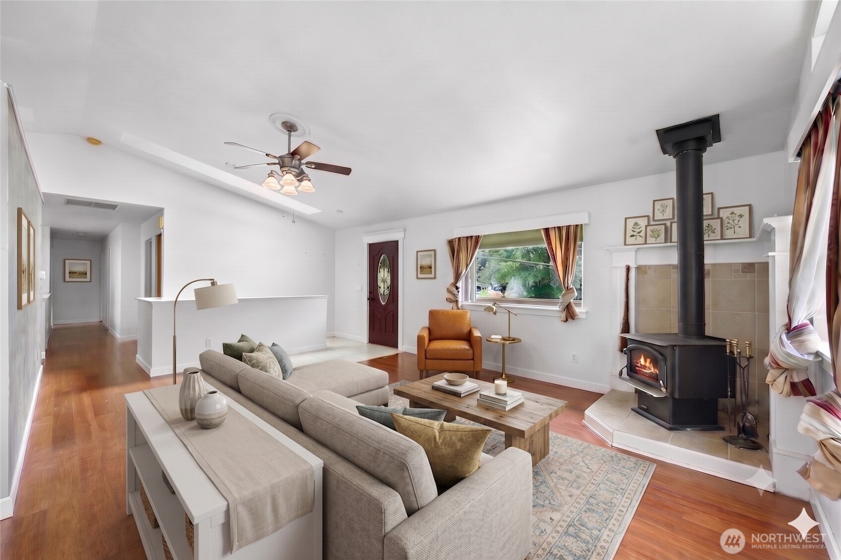 3046 Glenhaven Drive Property Photo 6