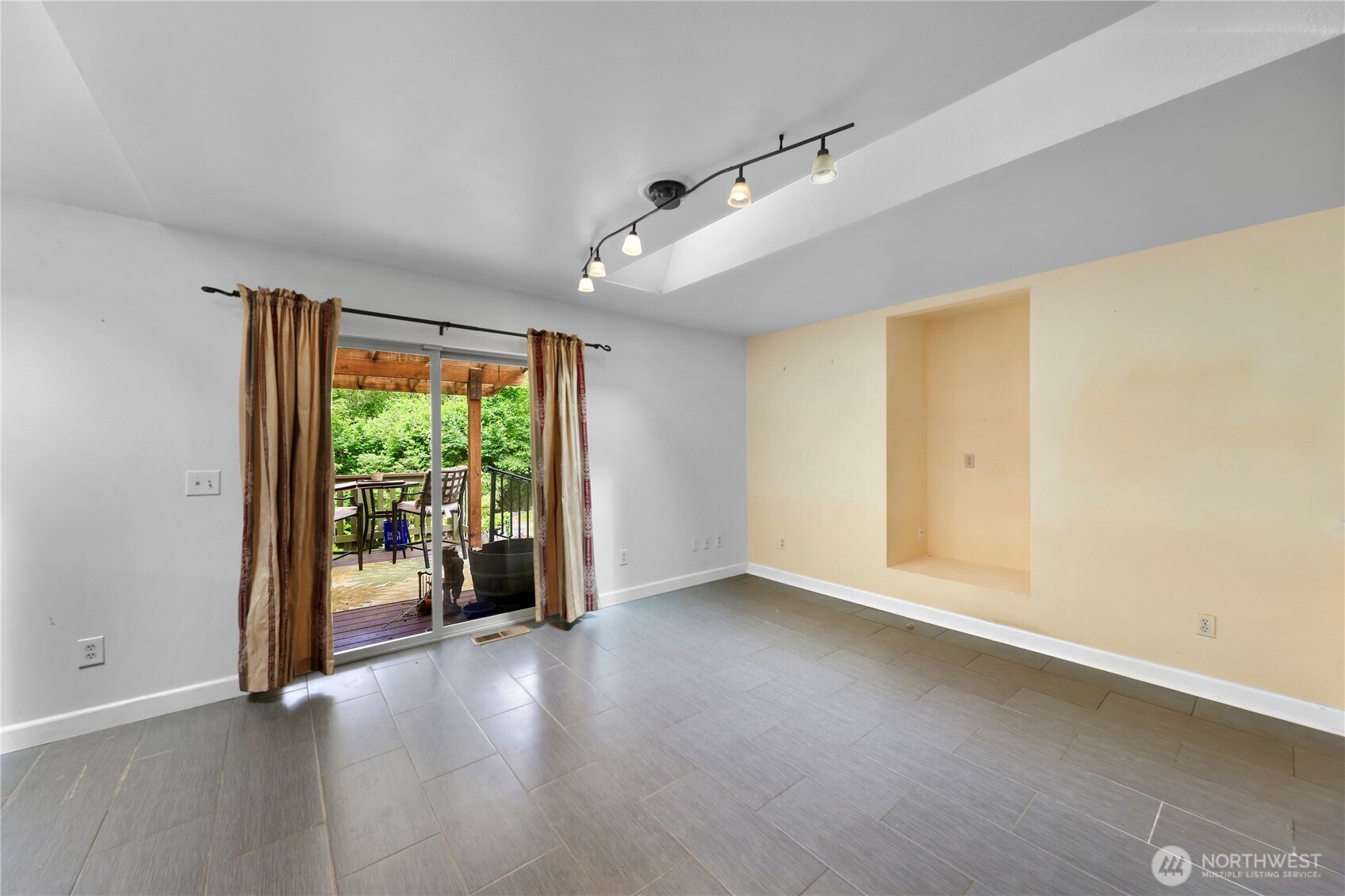 3046 Glenhaven Drive Property Photo 23