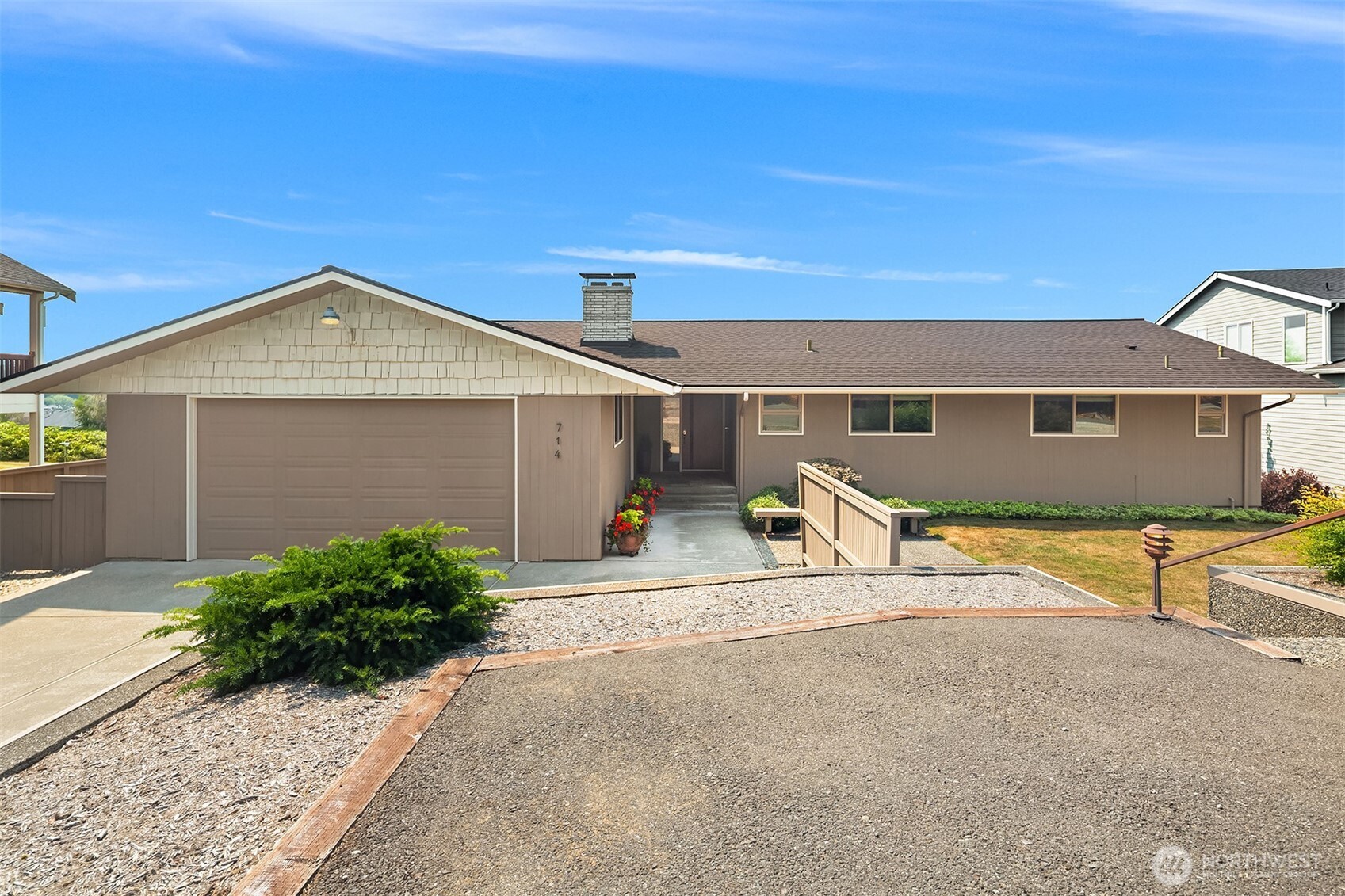714 79th Avenue Property Photo 1