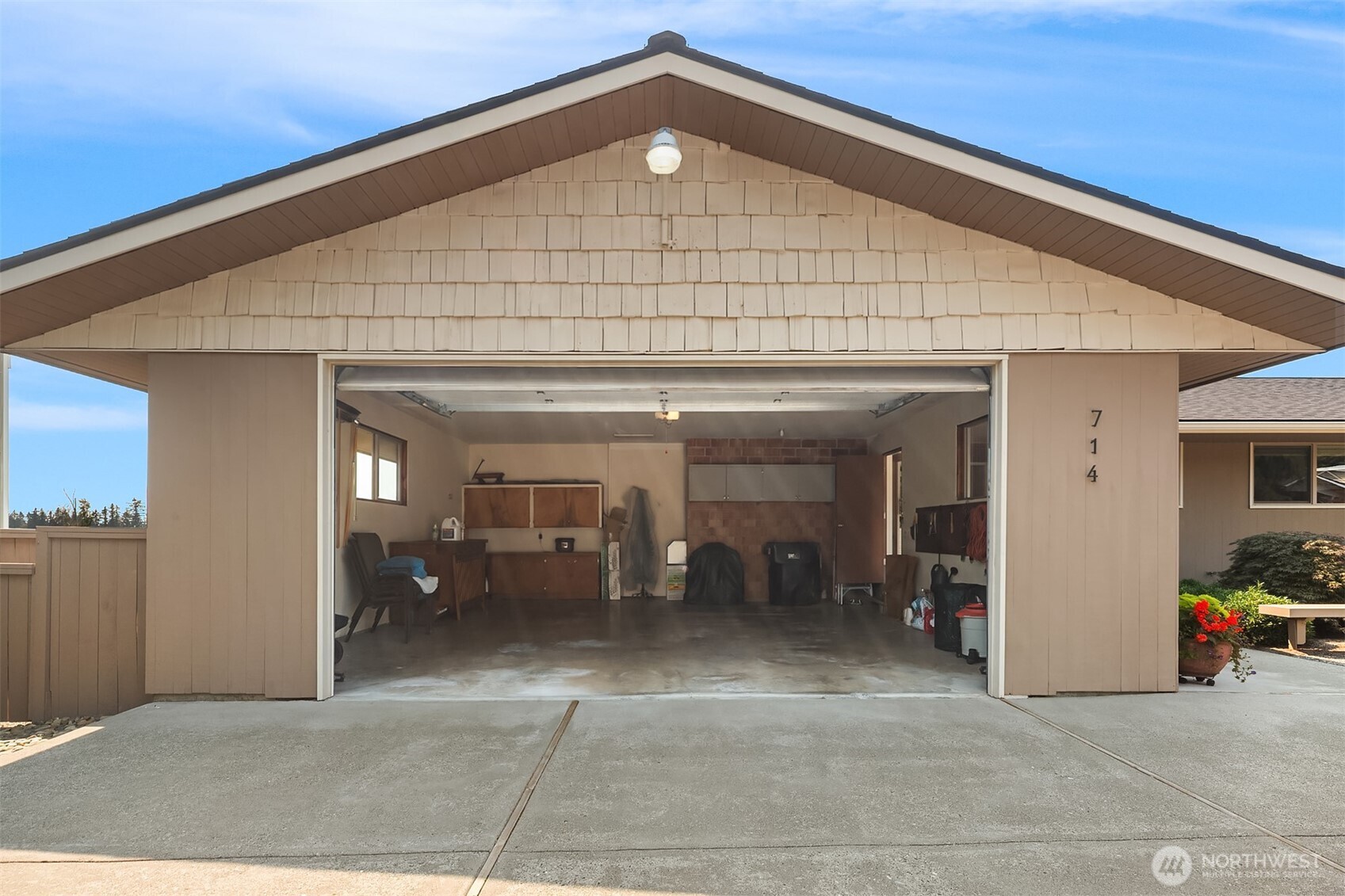 714 79th Avenue Property Photo 34