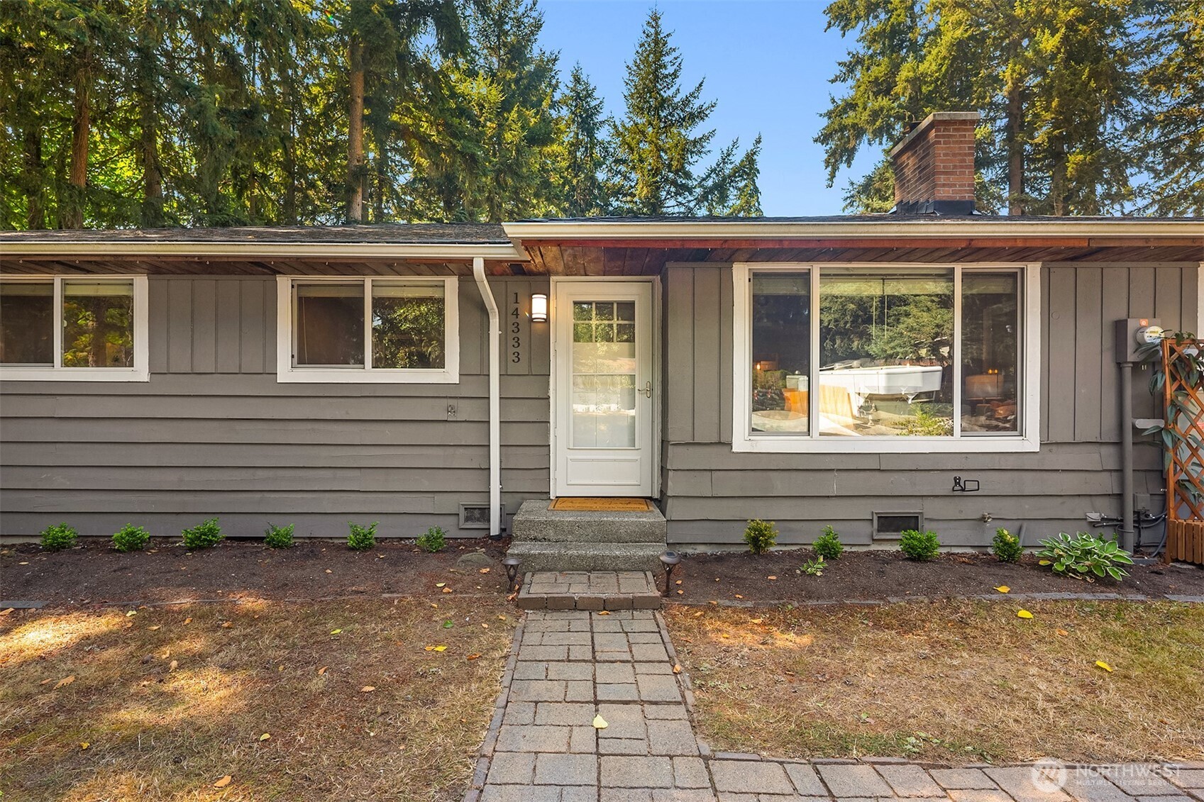 14333 165th Place Property Photo 3