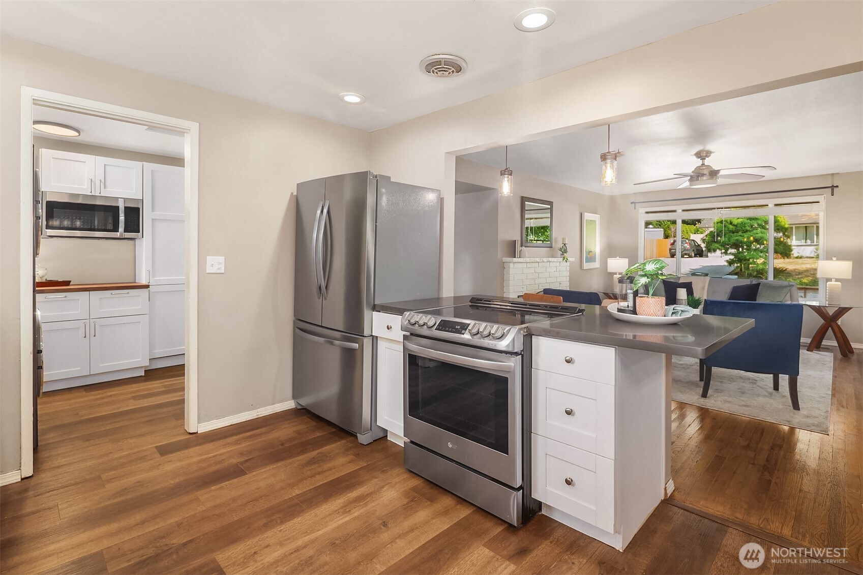14333 165th Place Property Photo 10