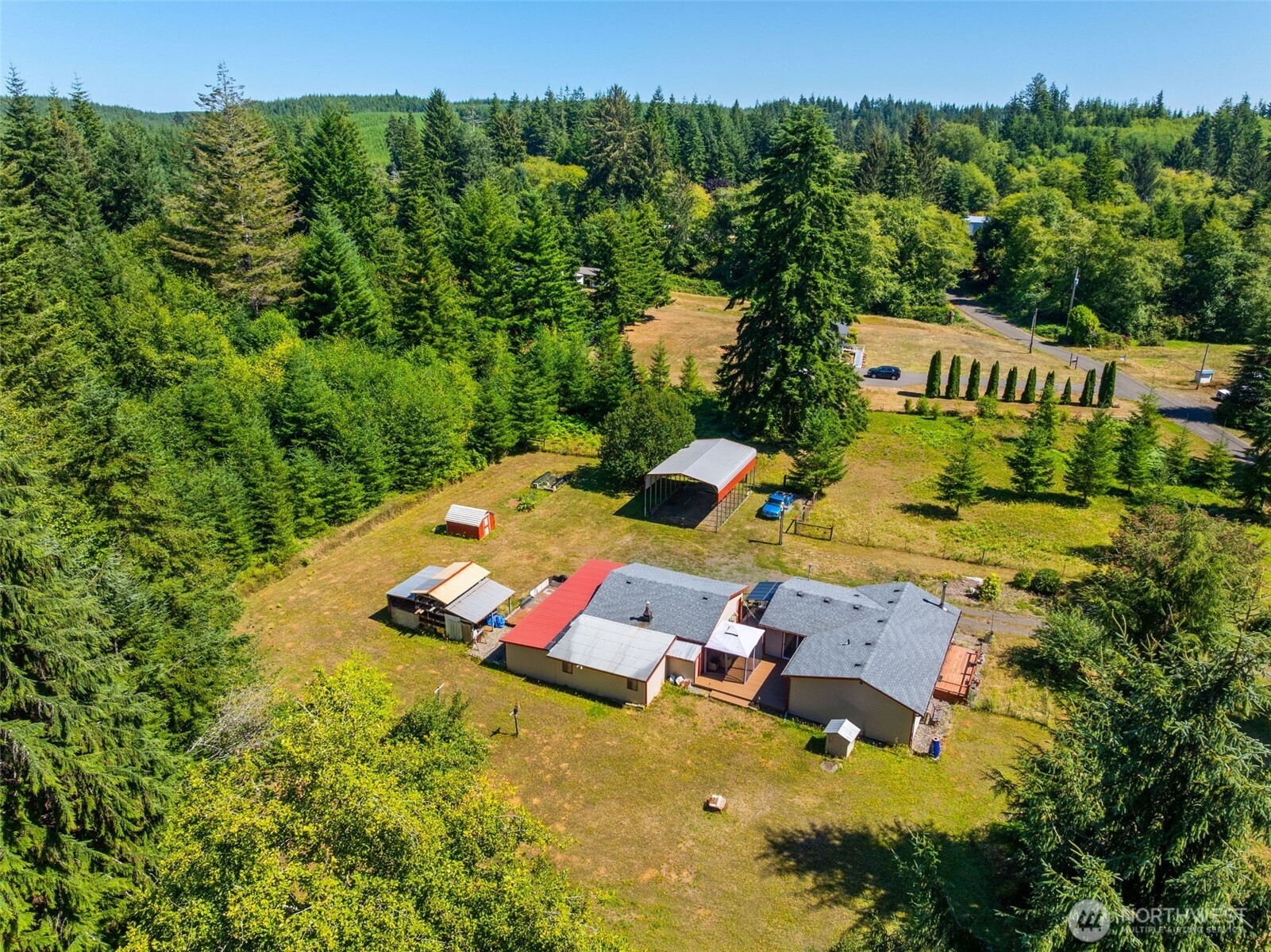 82 Chenois Valley Road Property Photo 2
