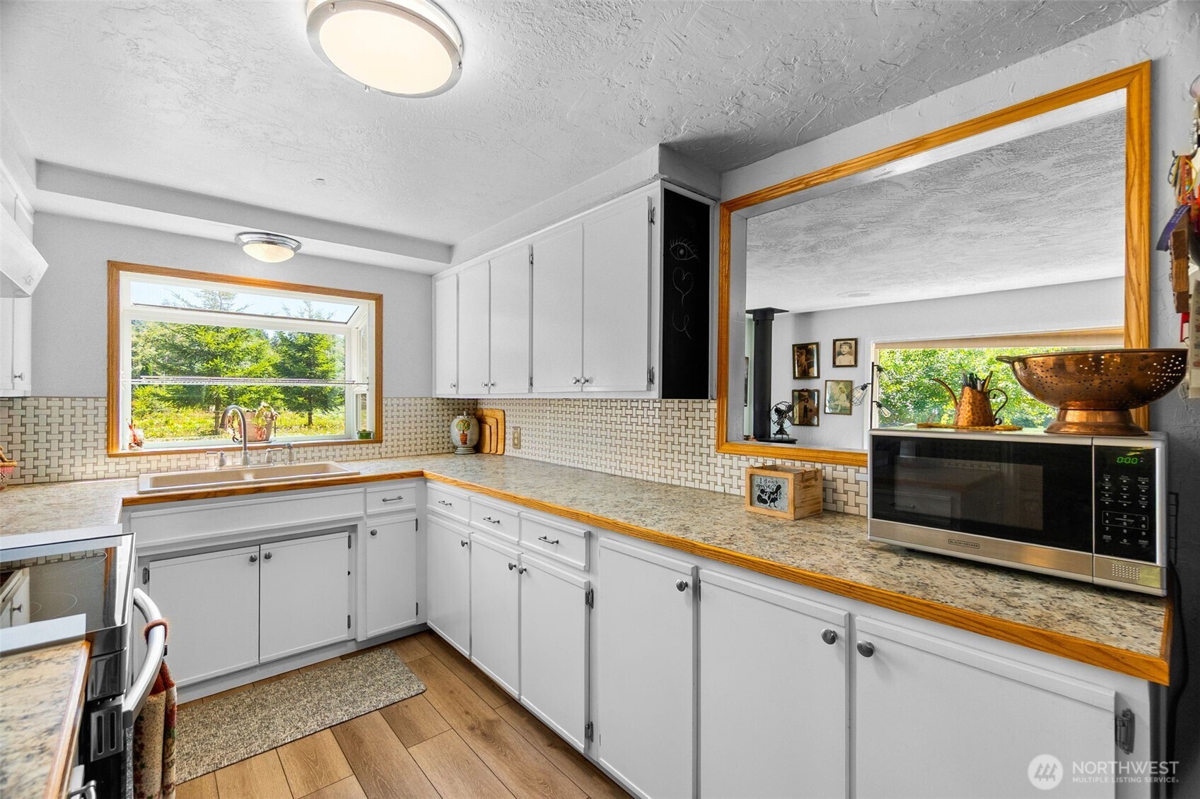 82 Chenois Valley Road Property Photo 10