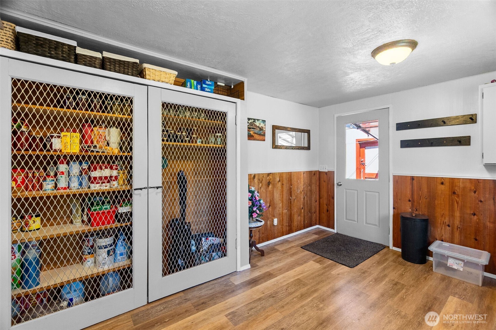 82 Chenois Valley Road Property Photo 11