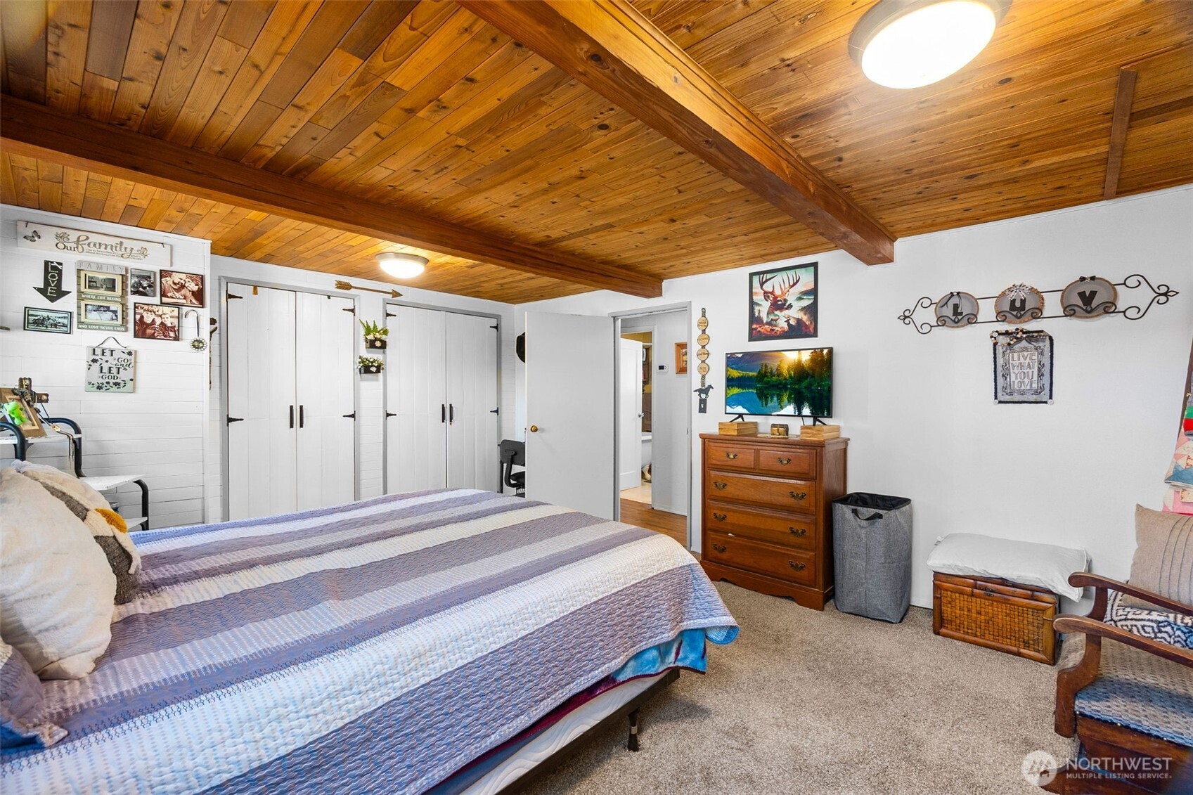 82 Chenois Valley Road Property Photo 16