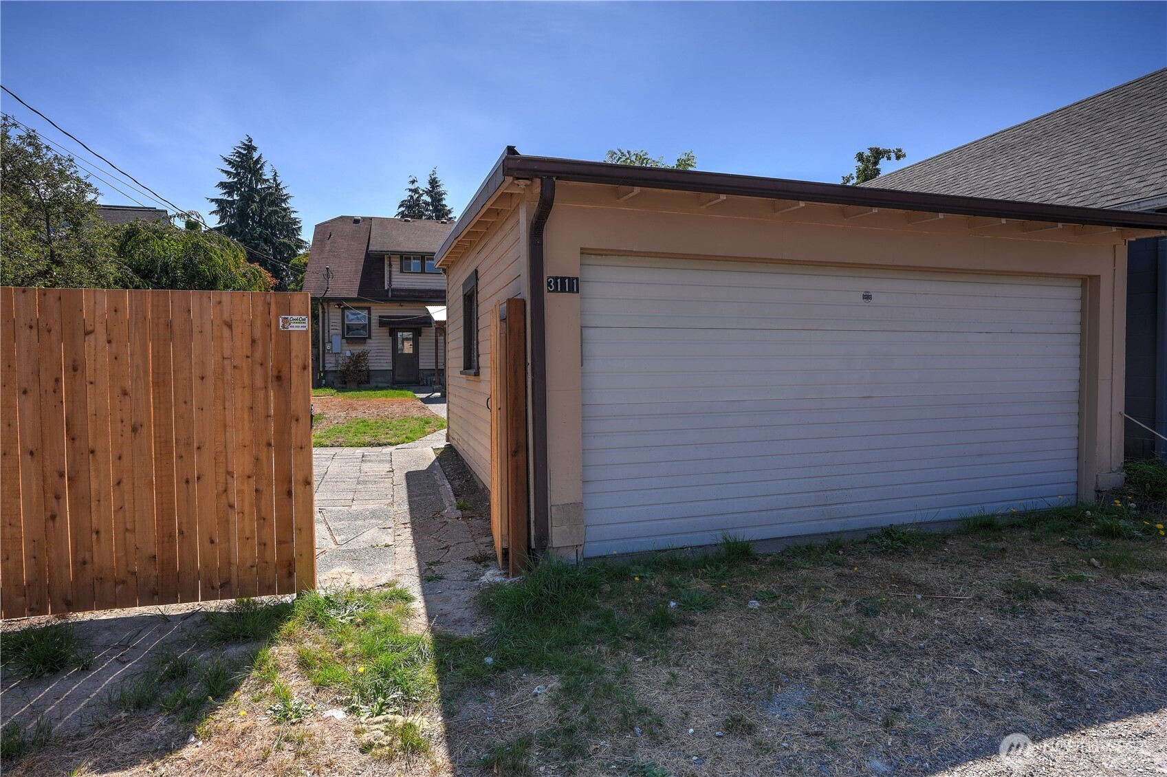 3111 N 11th Street Property Photo 31