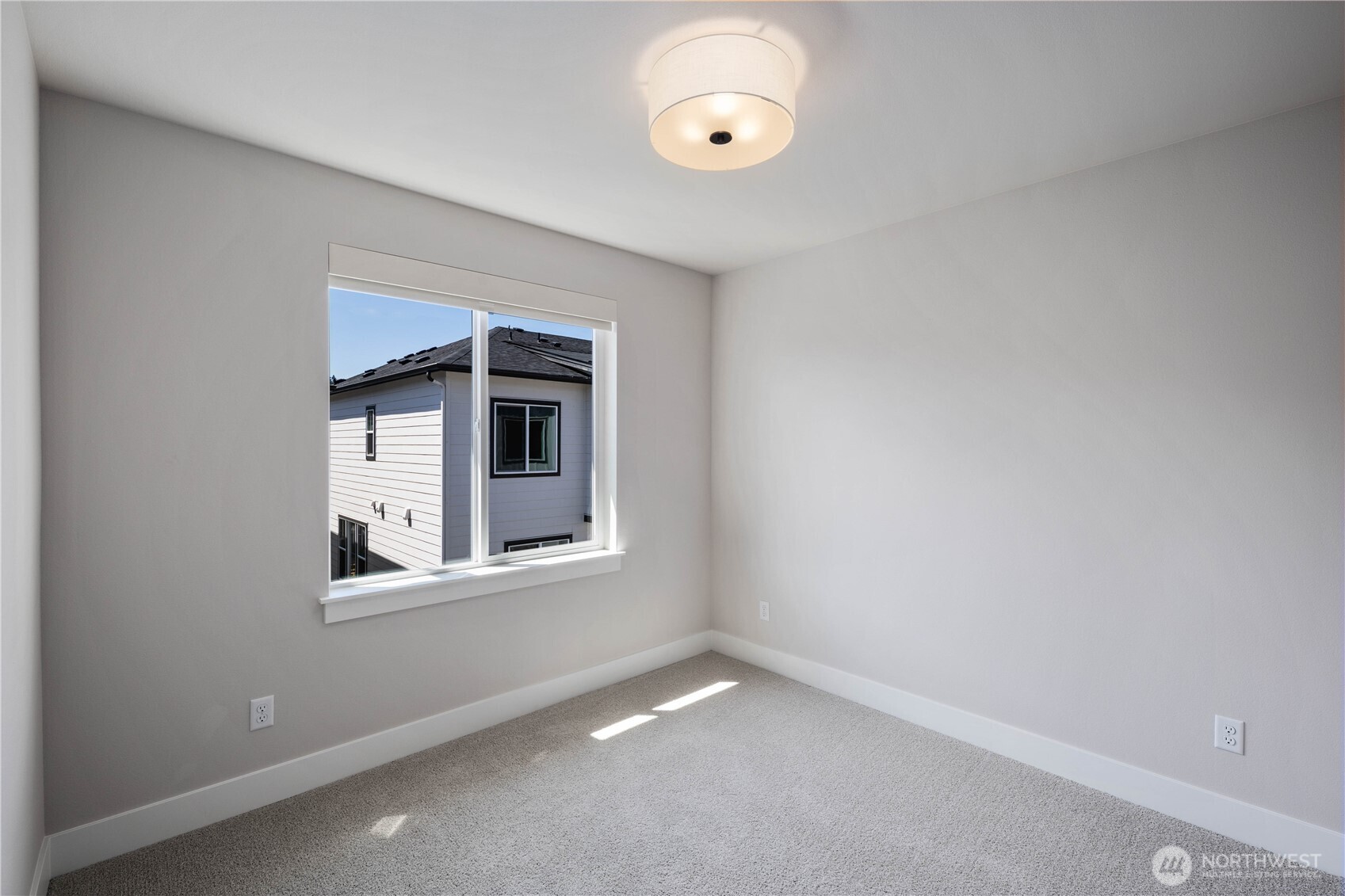 14315 149th Place Property Photo 28