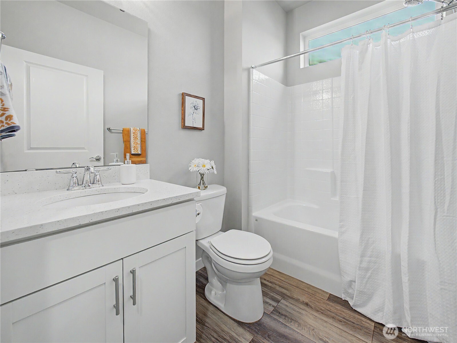 1346 Boyle Street Property Photo 22