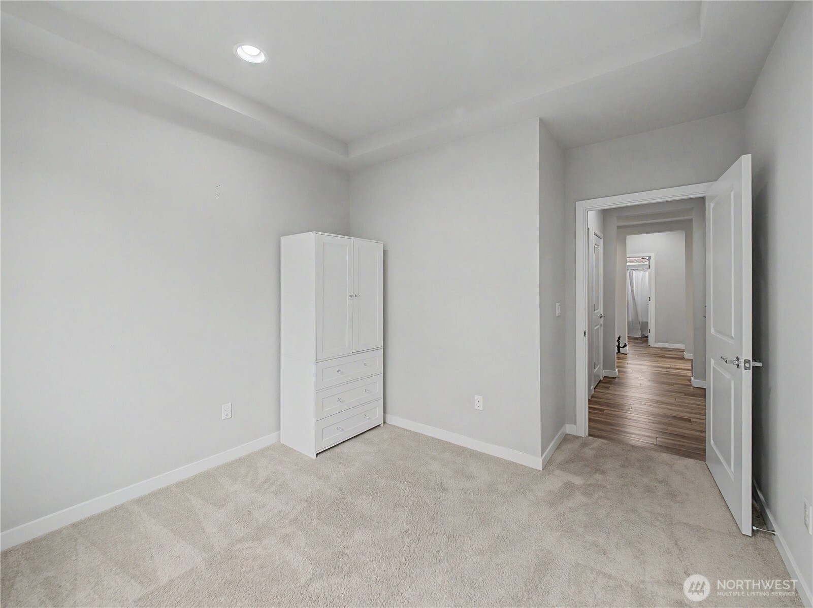 1346 Boyle Street Property Photo 25