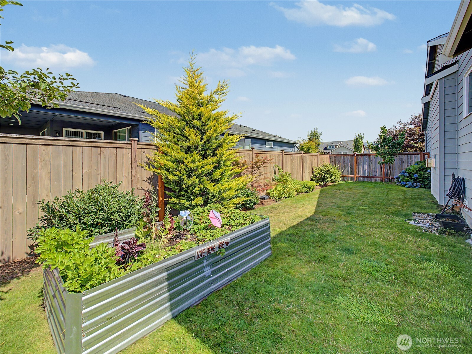 1346 Boyle Street Property Photo 33