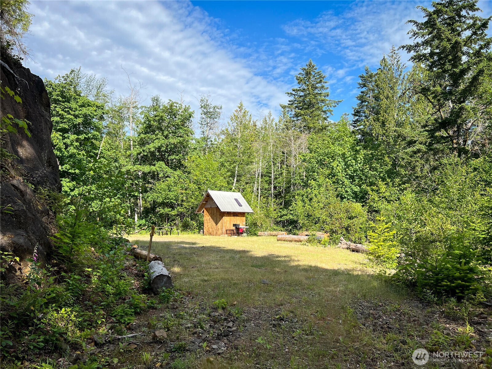 311130 Us Highway 101 Property Photo 6