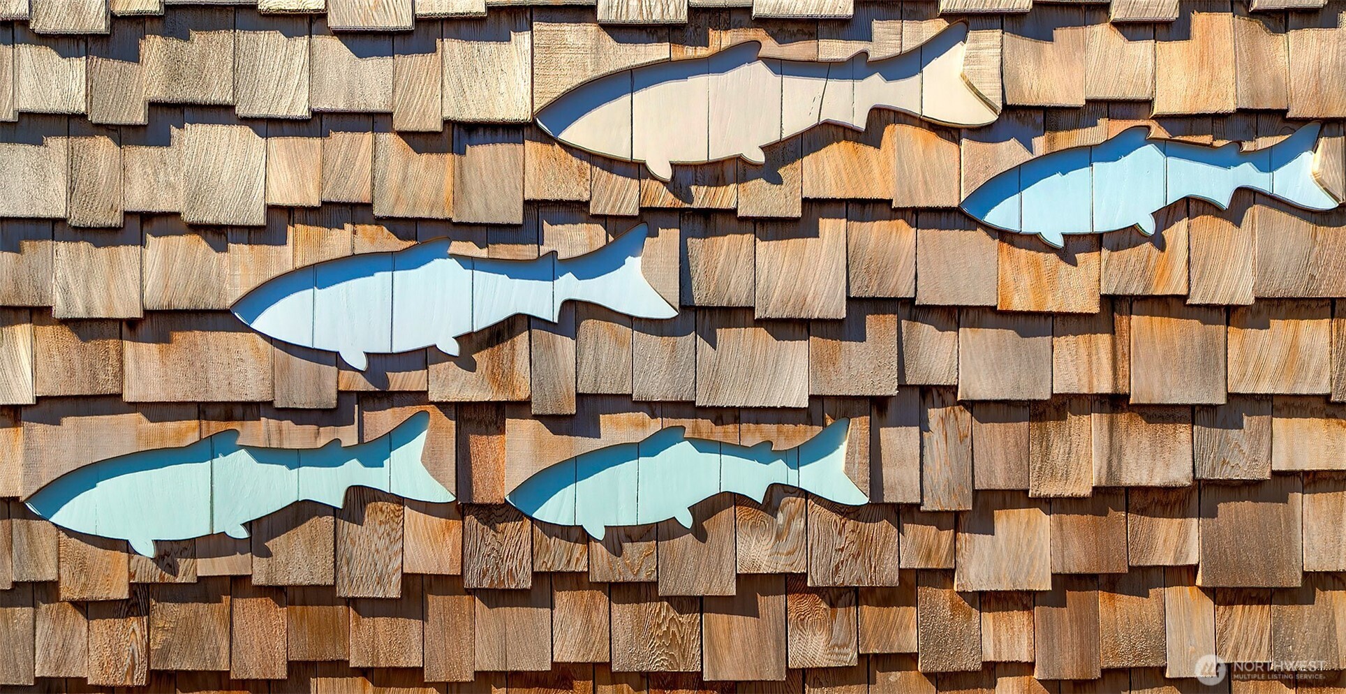 330 Ne Elk Place Property Photo 3