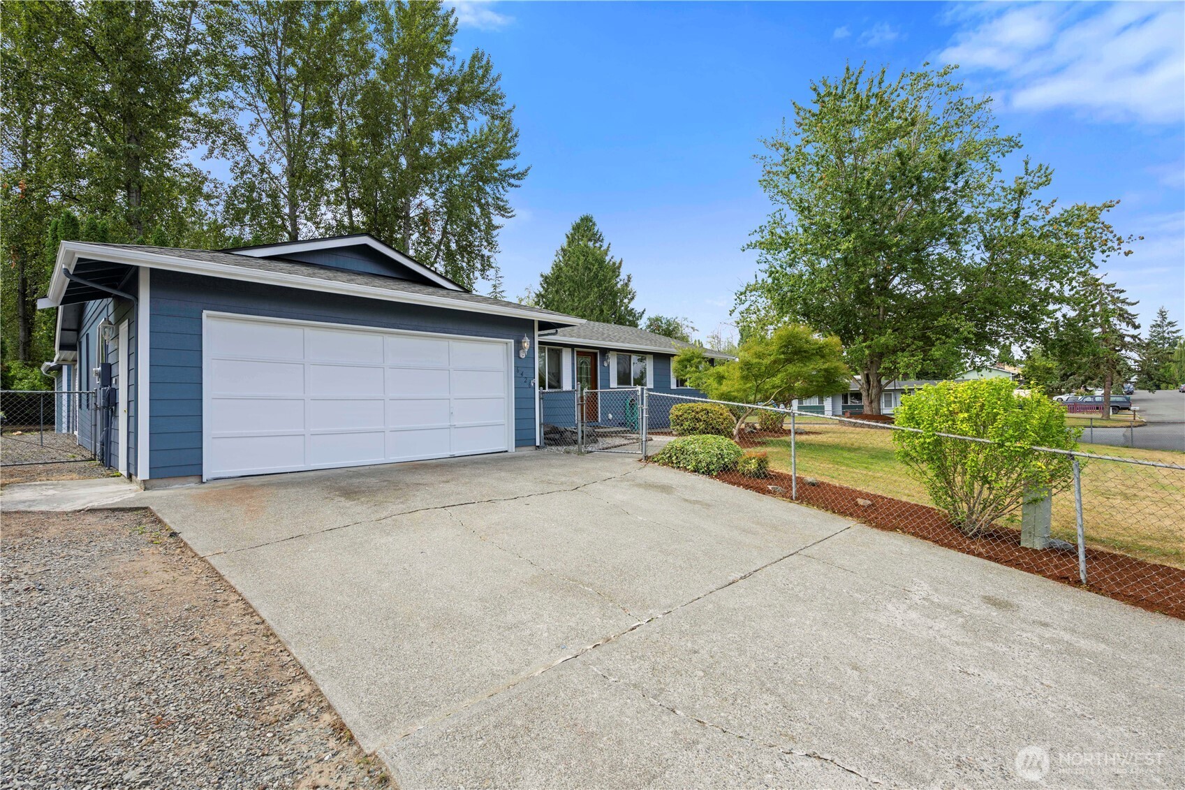 6426 56th Place Property Photo 4