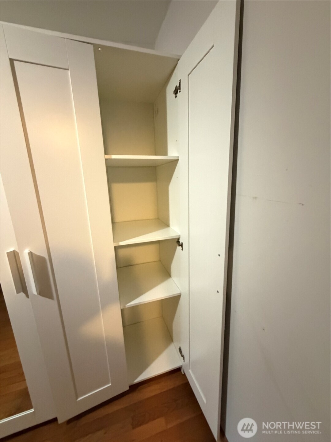 42062 Cedar Street Property Photo 28