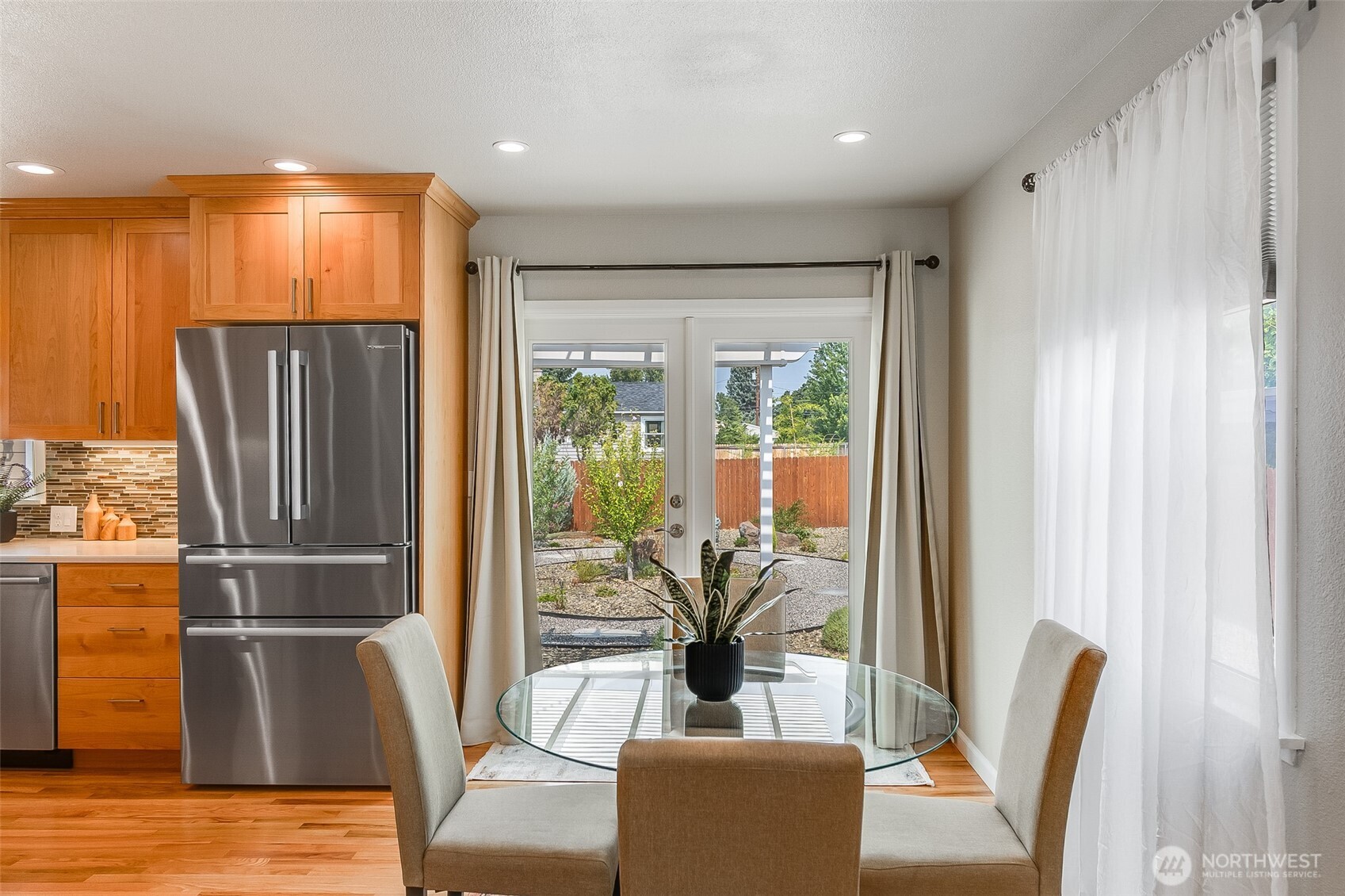 78 Whitten Street Property Photo 6