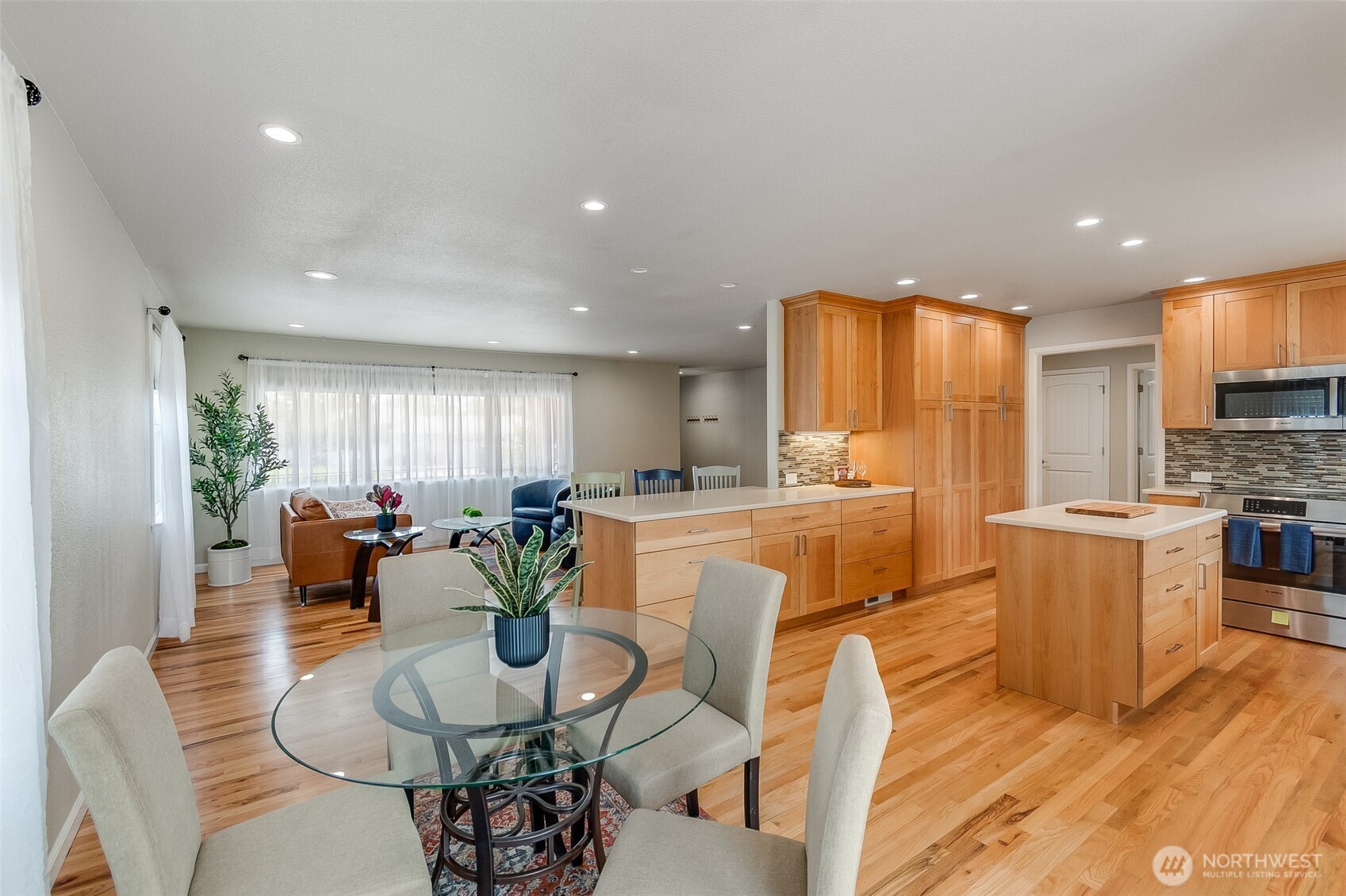 78 Whitten Street Property Photo 15
