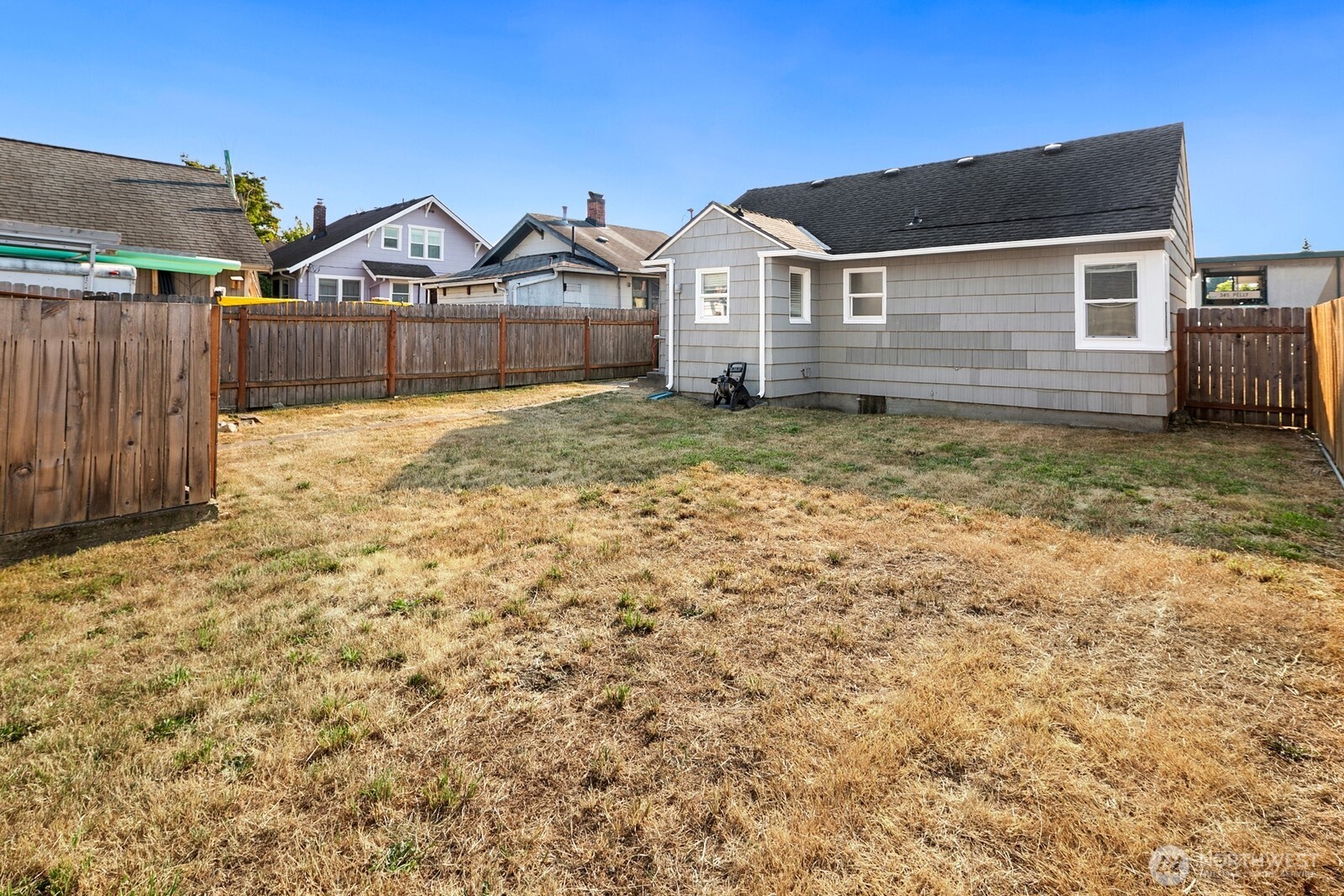 346 Pelly Avenue Property Photo 21