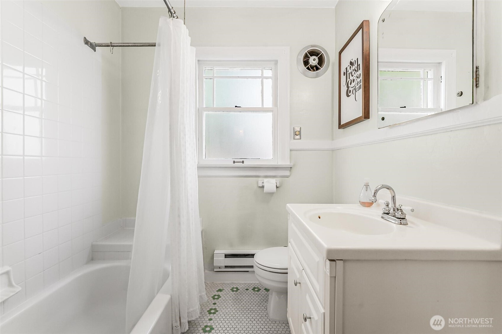 1115 N Cedar Street Property Photo 11