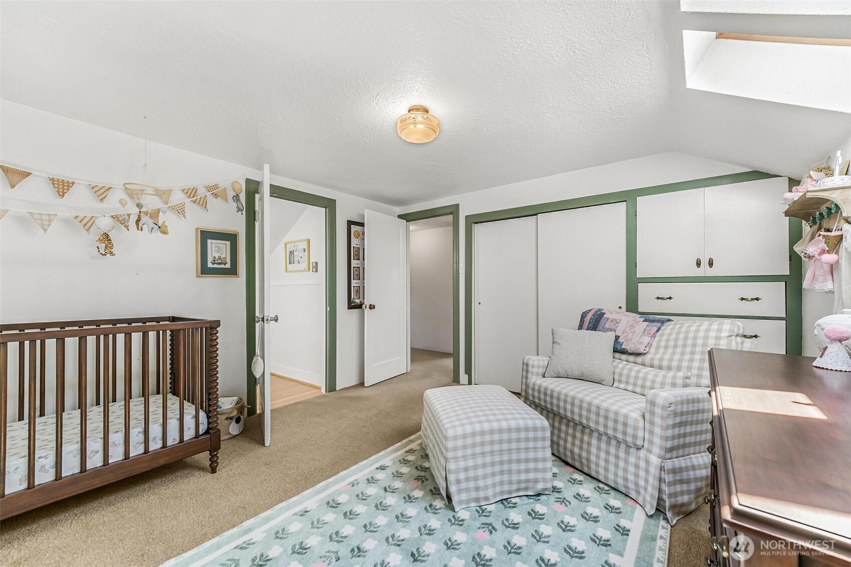 1115 N Cedar Street Property Photo 18