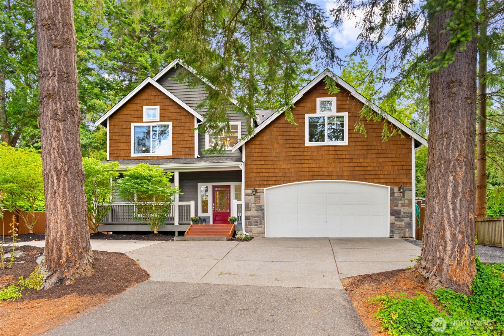 19028 37th Avenue Property Photo 4