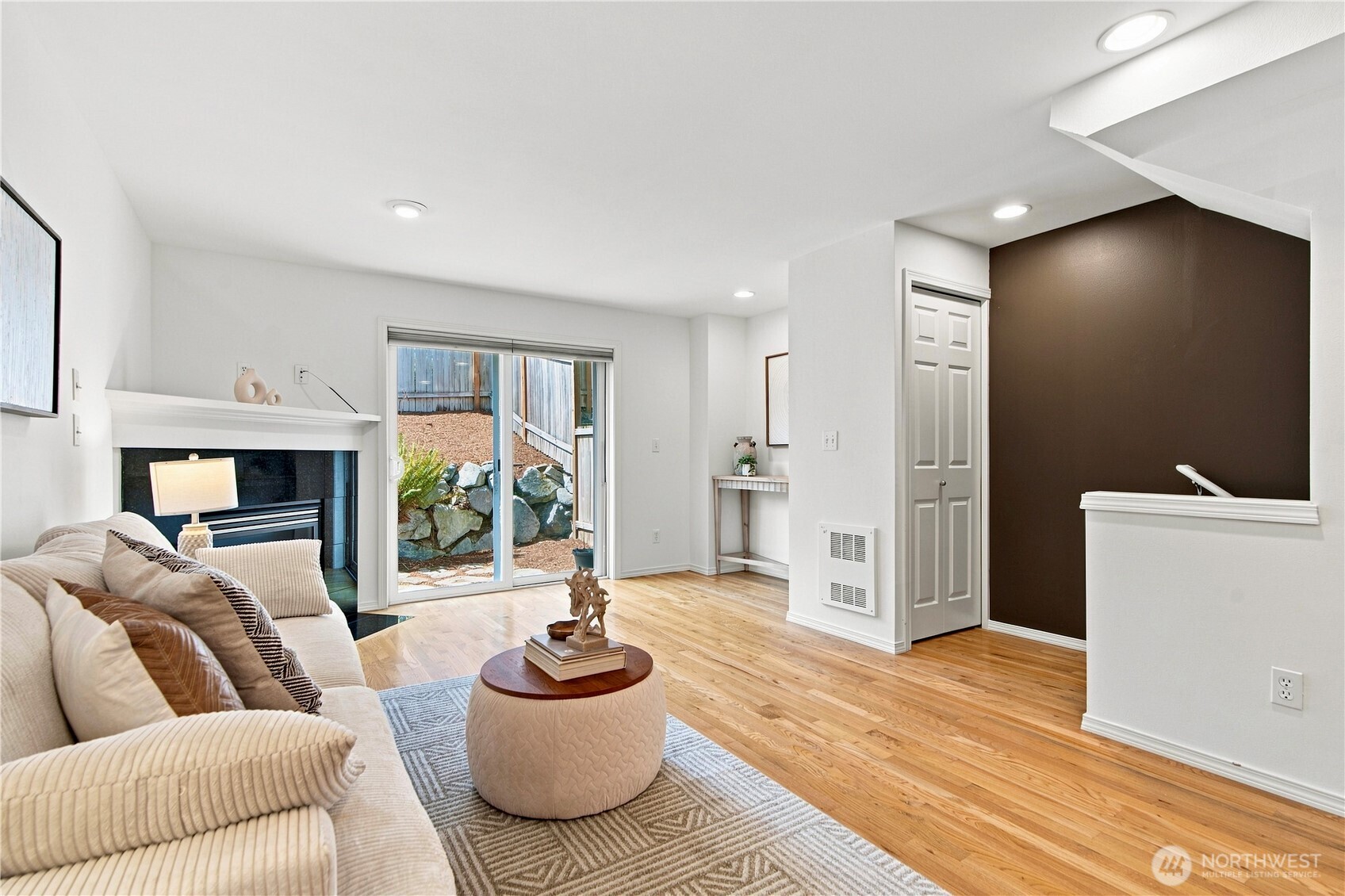 12307 10th Place Unit C Property Photo 4