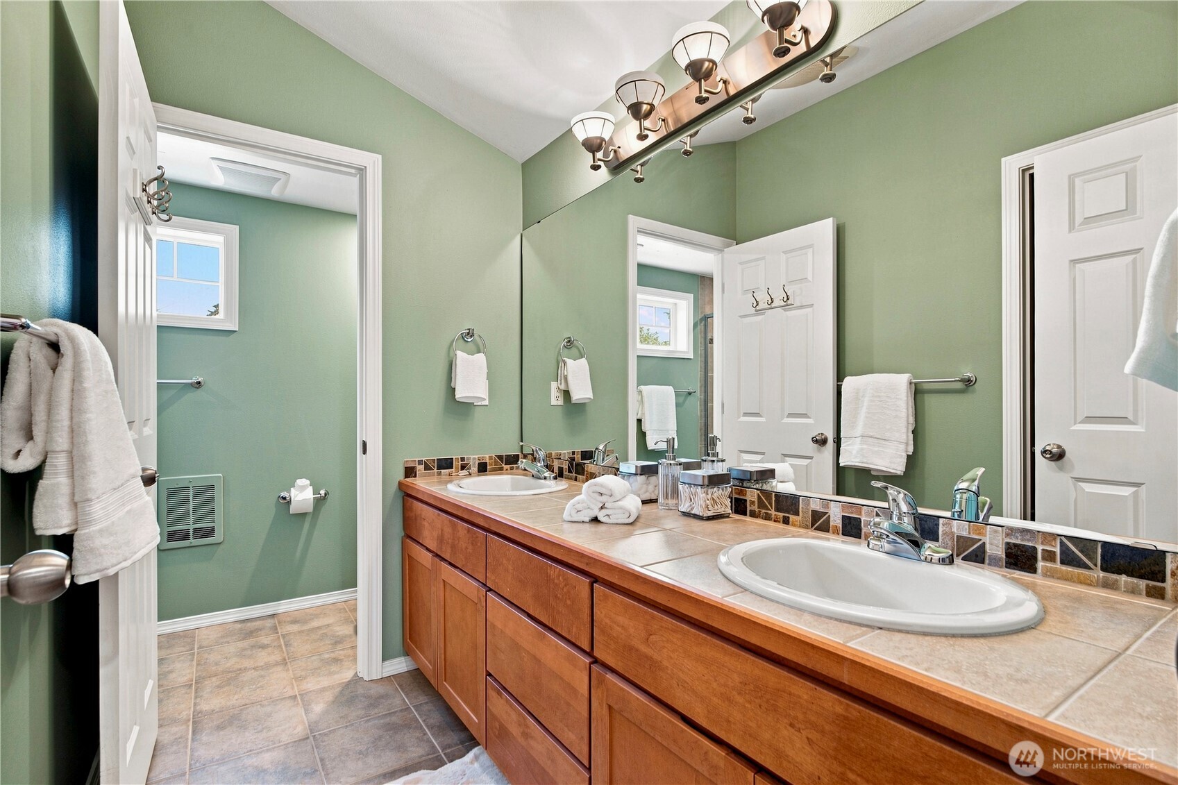 12307 10th Place Unit C Property Photo 13