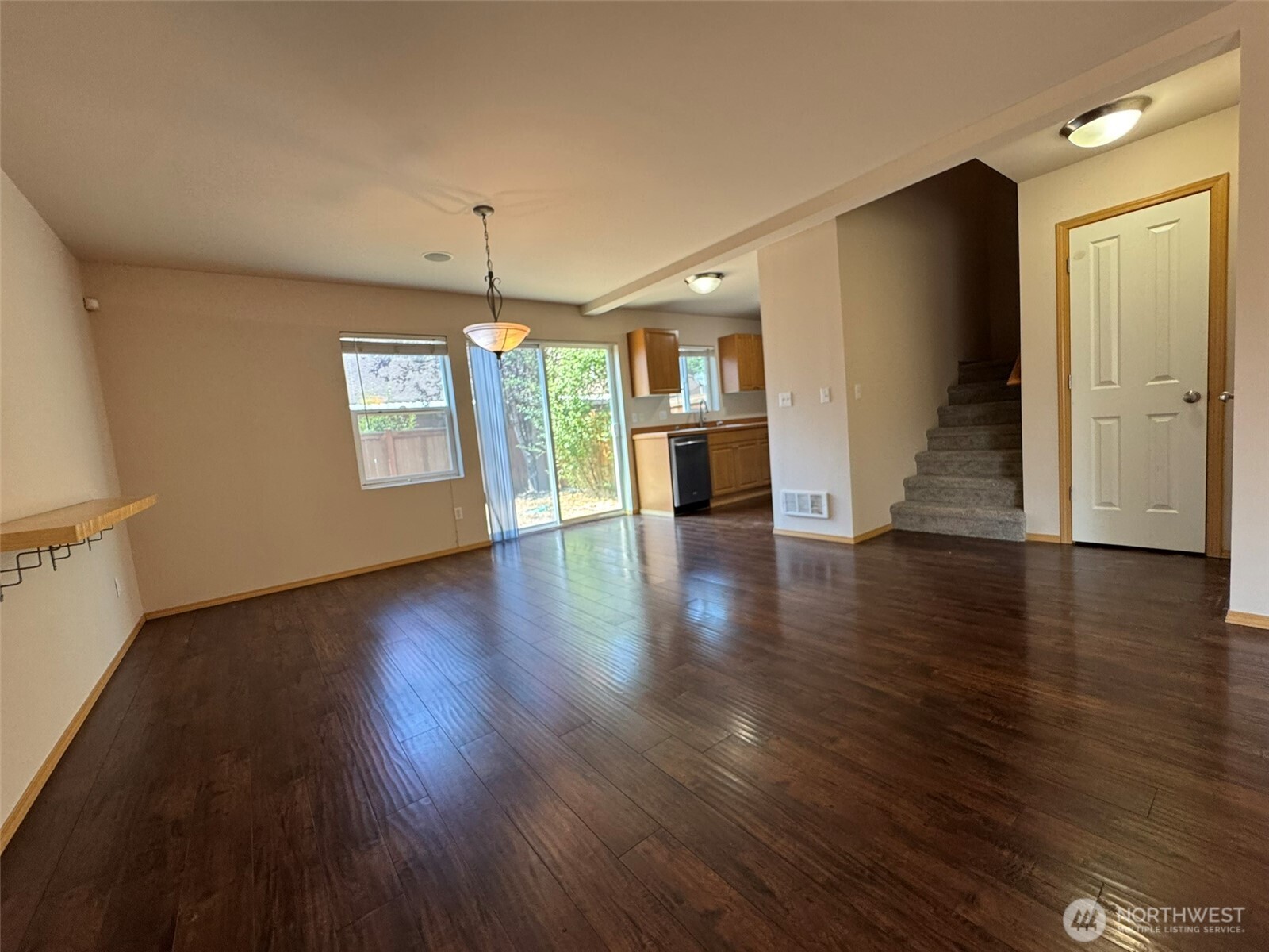 28127 238th Avenue Property Photo 6