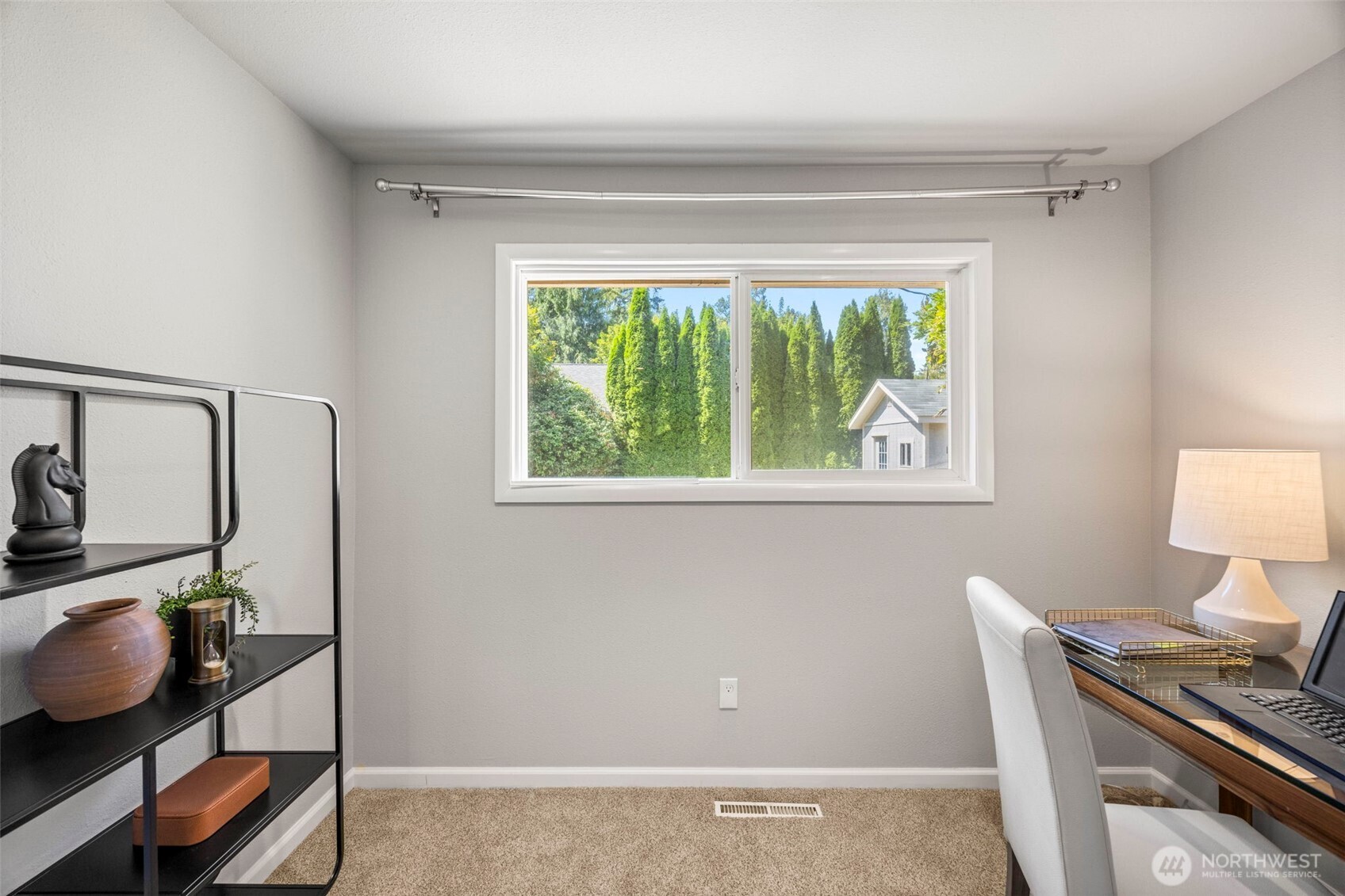 1245 6th Avenue Property Photo 19