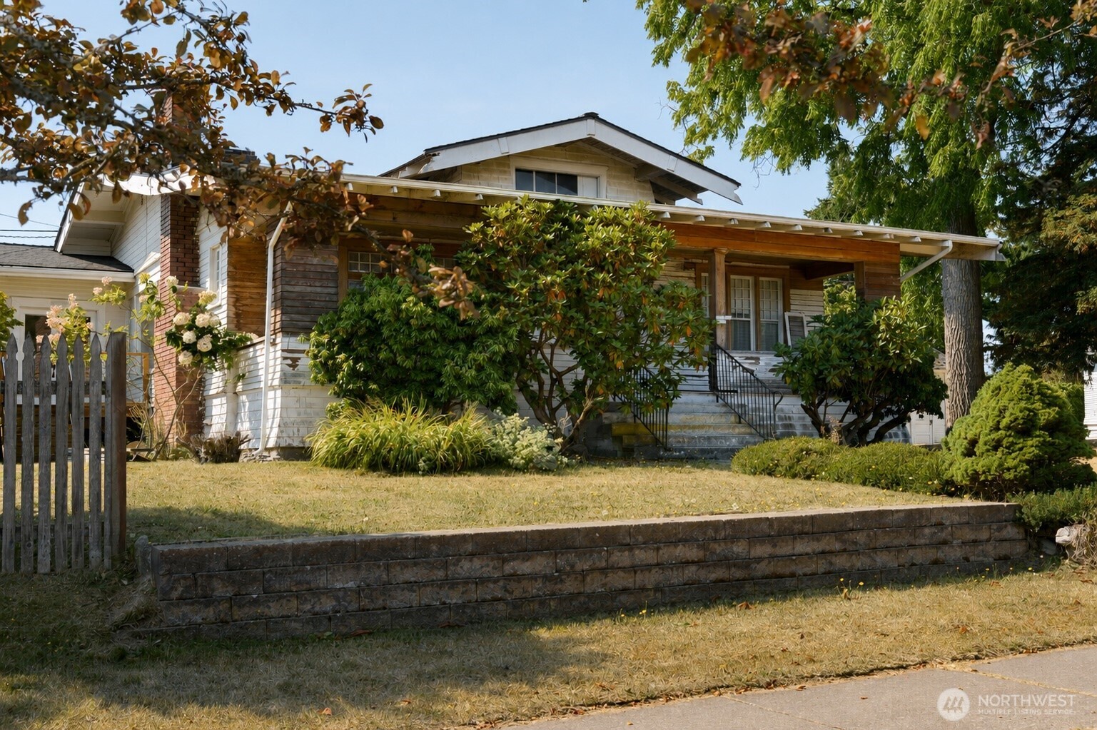 1811 9th Property Photo 2