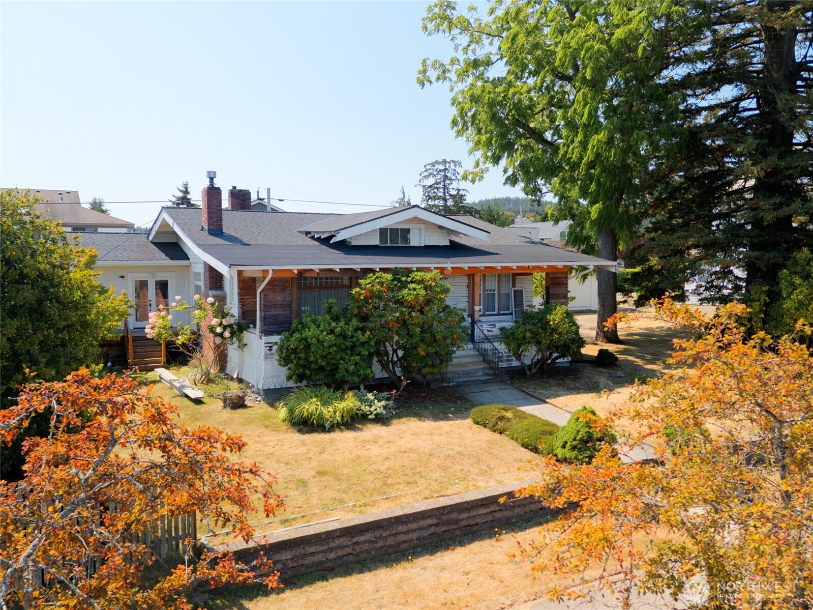1811 9th Property Photo 3