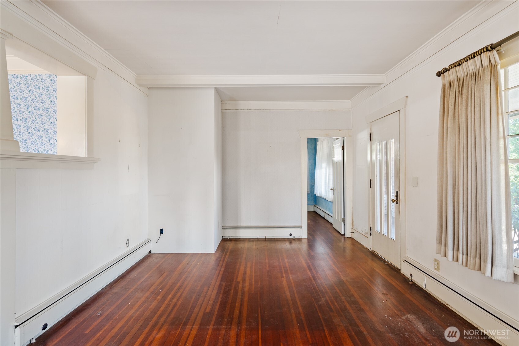 1811 9th Property Photo 9
