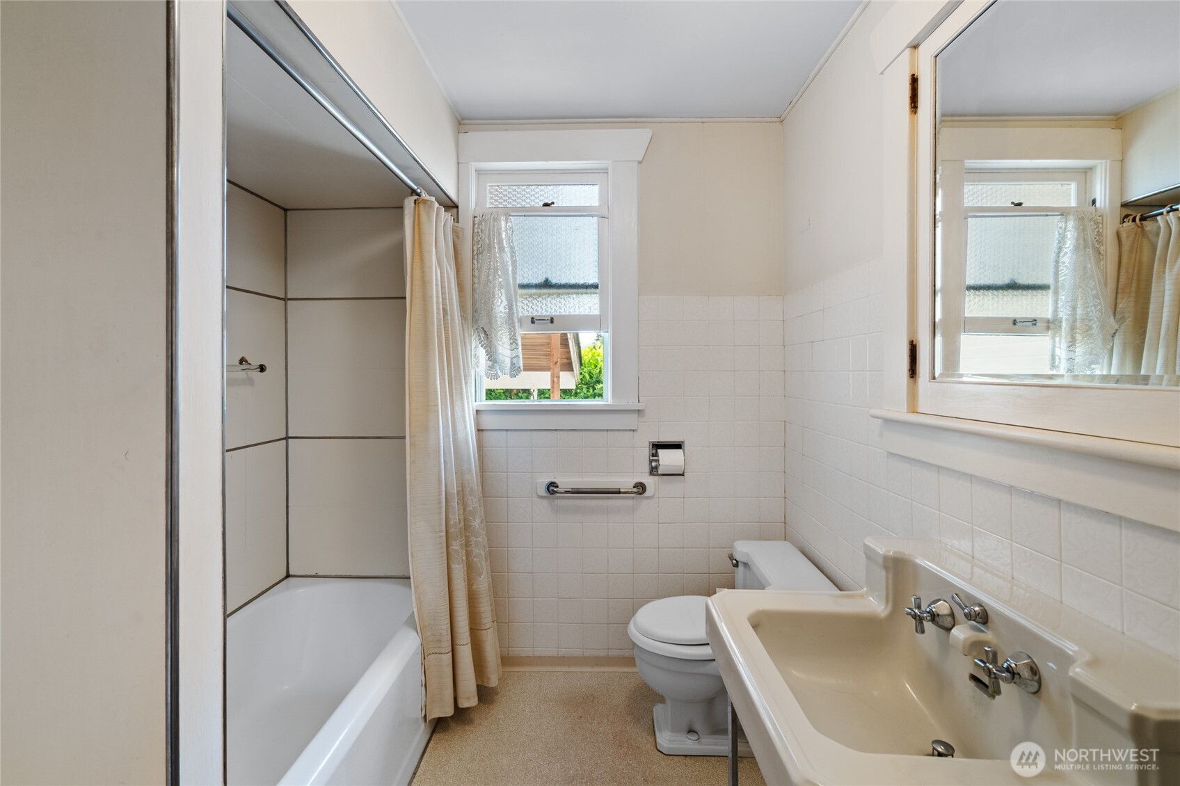 1811 9th Property Photo 23