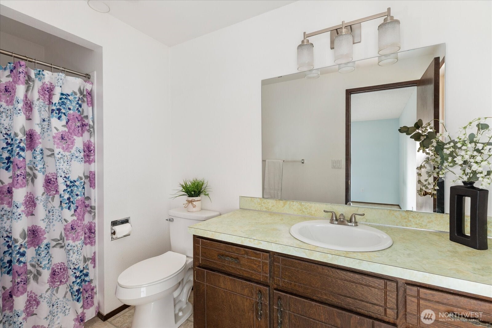 6838 Gibralter Drive Property Photo 17