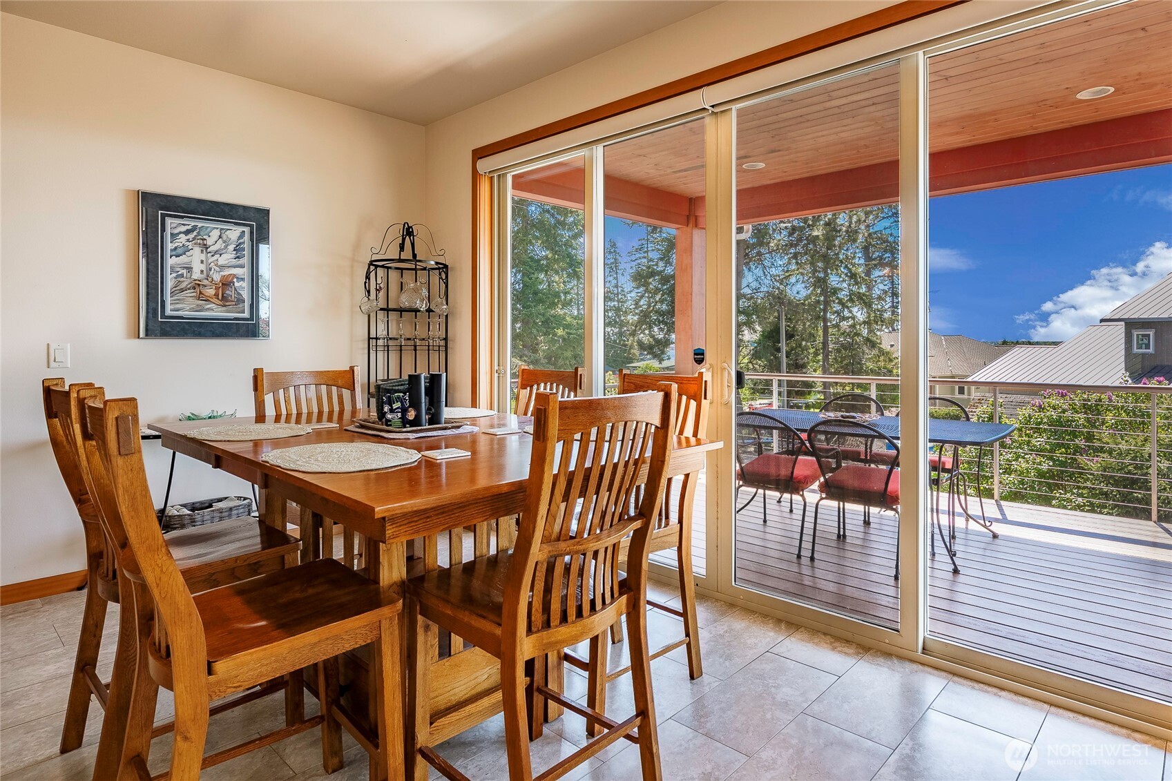 8285 Sunset Street Property Photo 6