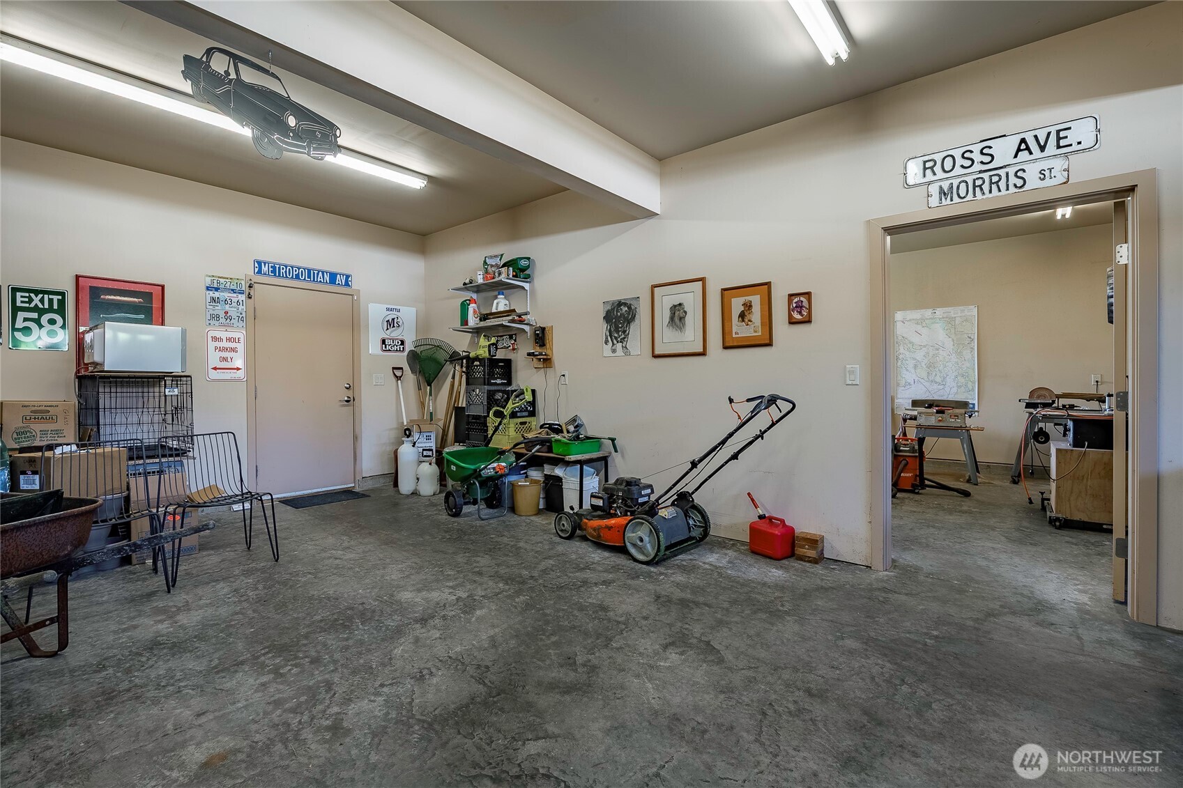 8285 Sunset Street Property Photo 21