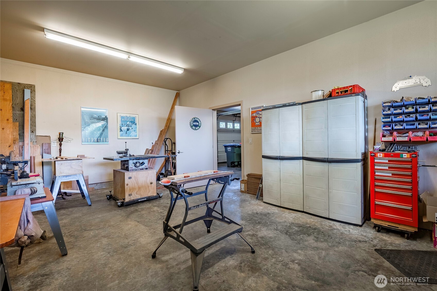 8285 Sunset Street Property Photo 25
