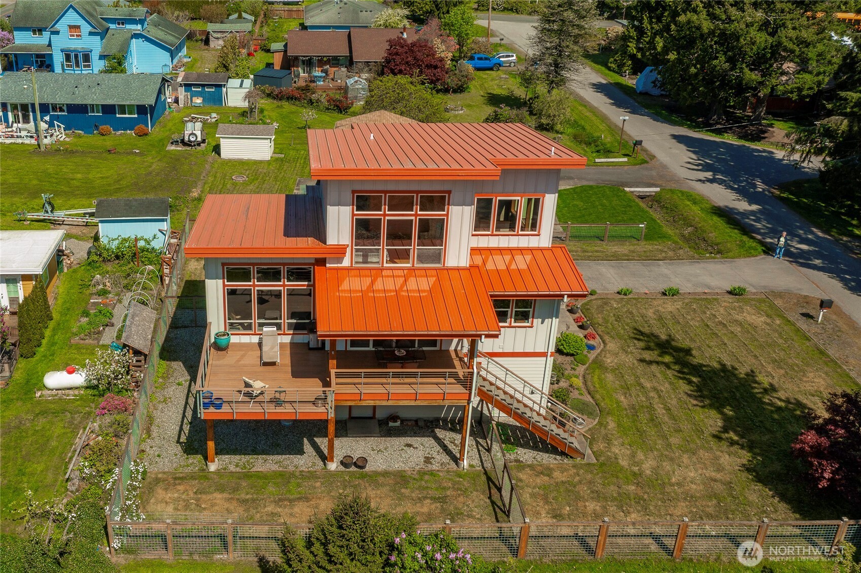 8285 Sunset Street Property Photo 33