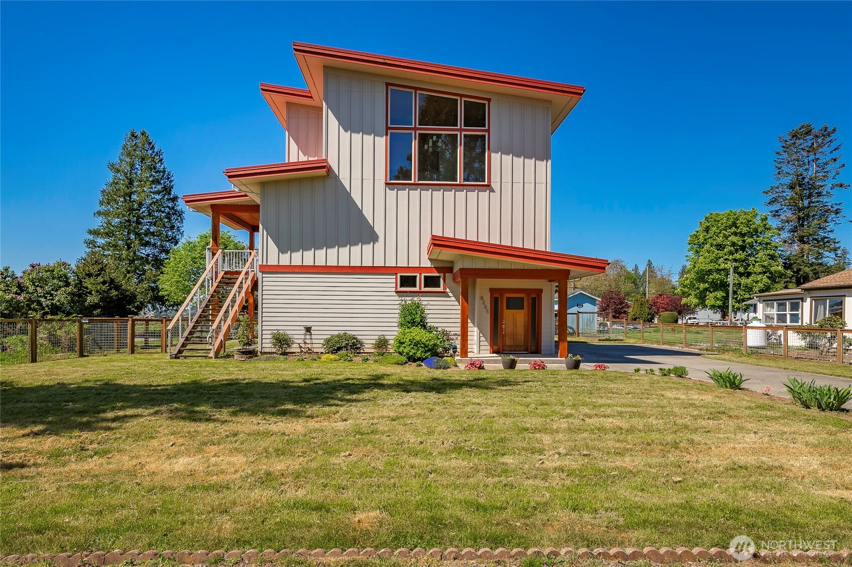 8285 Sunset Street Property Photo 34